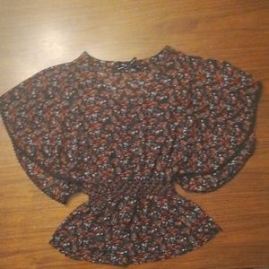 Ali & Kris short sleeve blouse